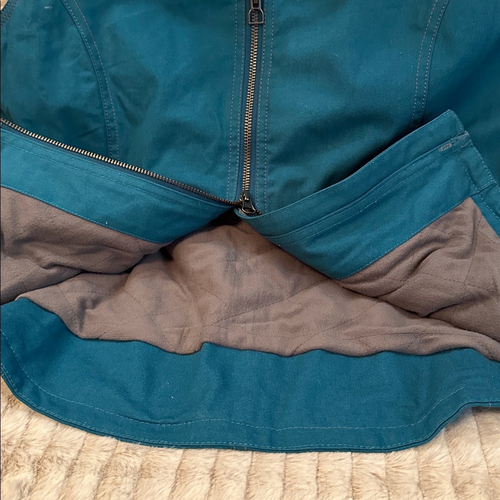 Noble Outfitters Women's Blue Vest with Faux Fur Collar - Picture 4 of 7